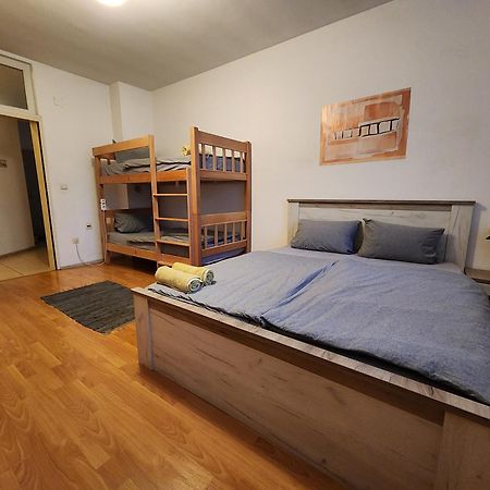 City Park Apartments Pristina Eksteriør bilde